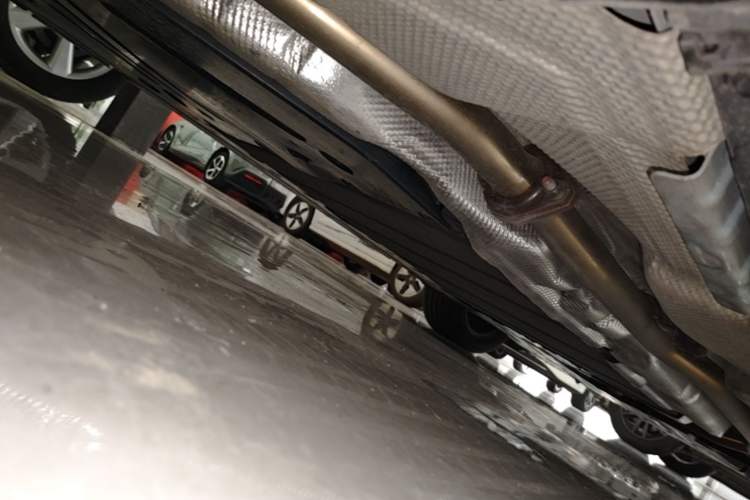 Used BYD Qin L 2025 DM-i Smart Drive 120KM Superior Model Chassis Rear Right