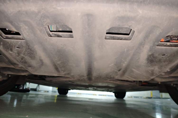 Used BYD Qin L 2025 EV 470KM Leading Edition Chassis Rear