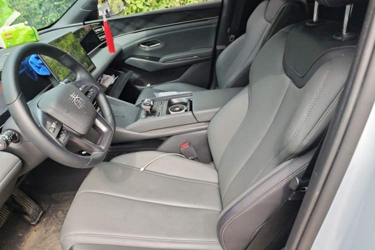 Used BYD Qin L 2025 DM-i Smart Drive 80KM Leading Model Driver Seat