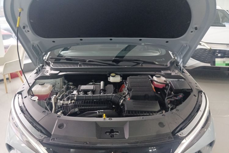Used BYD Qin L 2025 DM-i Smart Drive 120KM Superior Model Engine Bay