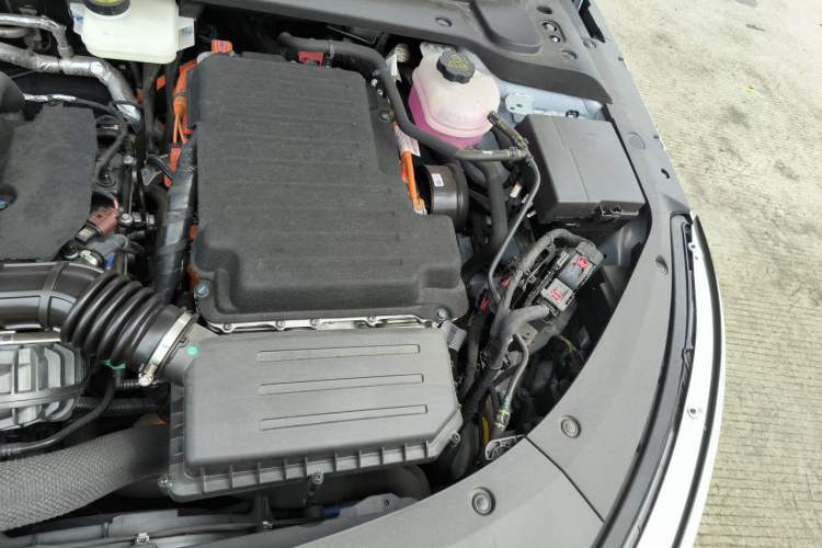 Used BYD Qin L 2025 DM-i Smart Drive 80KM Leading Model Engine Bay Left