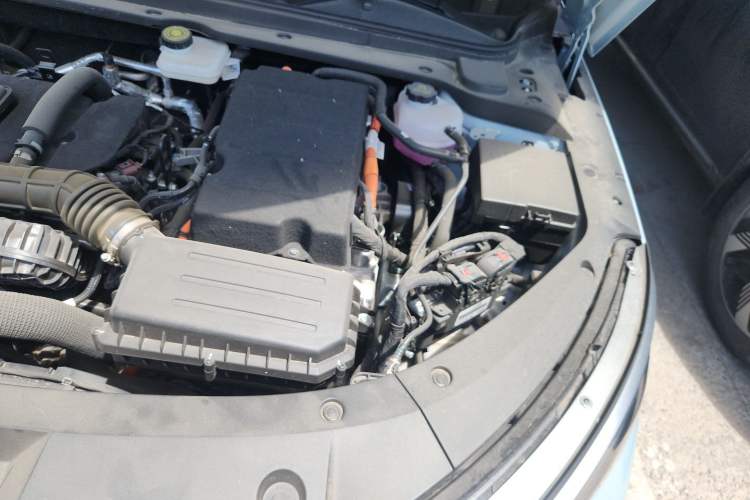 Used BYD Qin L 2025 DM-i Smart Drive 120KM Excellence Model Engine Bay Left