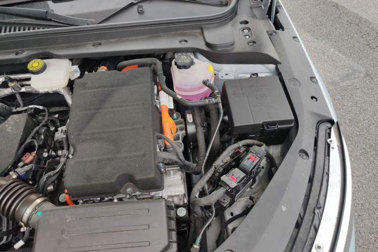 Used BYD Qin L 2025 DM-i Smart Drive 120KM Leading Model Engine Bay Left
