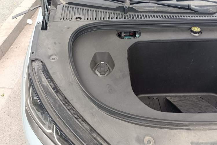 Used BYD Qin L 2025 EV 545KM Beyond Version Engine Bay Right