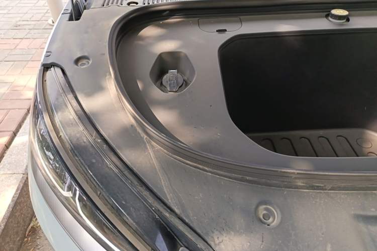 Used BYD Qin L 2025 EV 470KM Leading Edition Engine Bay Right