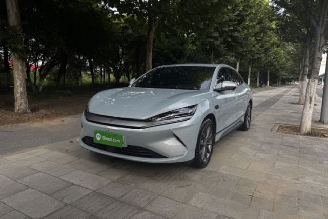 Używany BYD Qin L 2025 EV 470KM Leading Edition