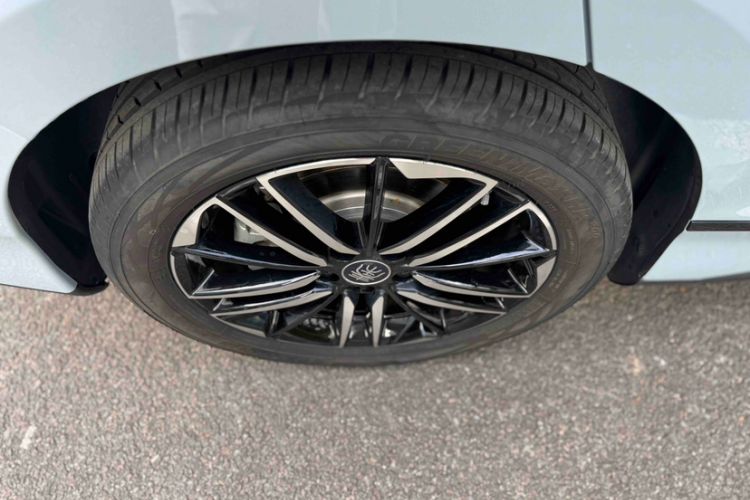 Used BYD Qin L 2025 EV 545KM Excellence Edition Exterior 10