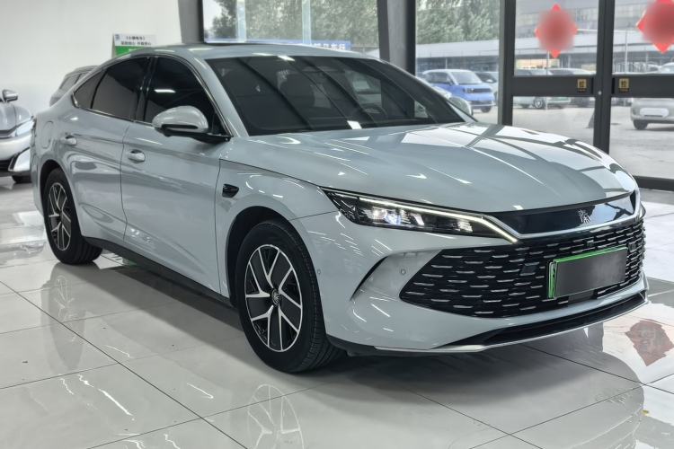 Used BYD Qin L 2025 DM-i Smart Drive 120KM Leading Model Exterior 2