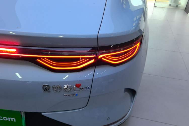 Used BYD Qin L 2025 EV 545KM Excellence Edition Exterior 3