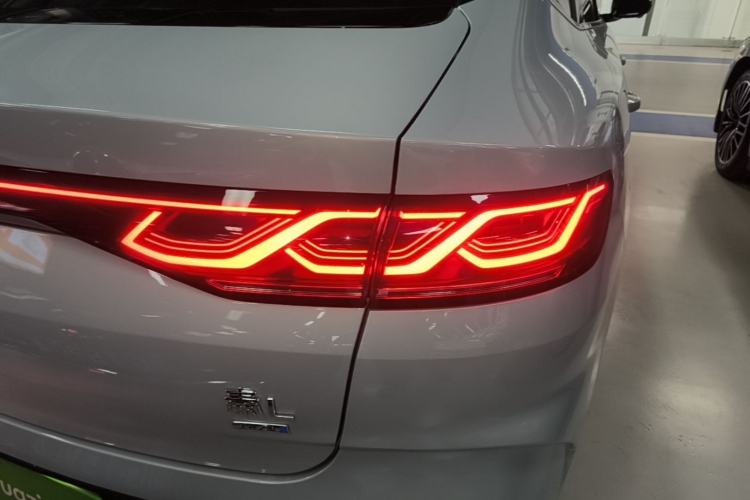 Used BYD Qin L 2025 DM-i Smart Drive 80KM Leading Model Exterior 3