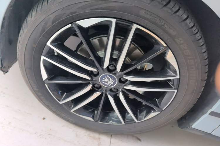 Used BYD Qin L 2025 EV 545KM Excellence Edition Exterior 4