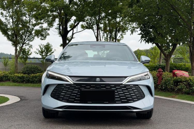 Used BYD Qin L 2025 DM-i Smart Drive 120KM Superior Model Exterior 6