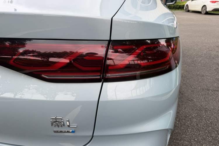 Used BYD Qin L 2025 DM-i Smart Drive 120KM Superior Model Exterior 7