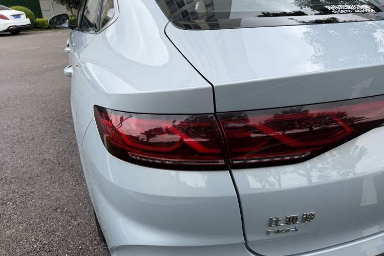 Used BYD Qin L 2025 DM-i Smart Drive 120KM Superior Model Exterior 9