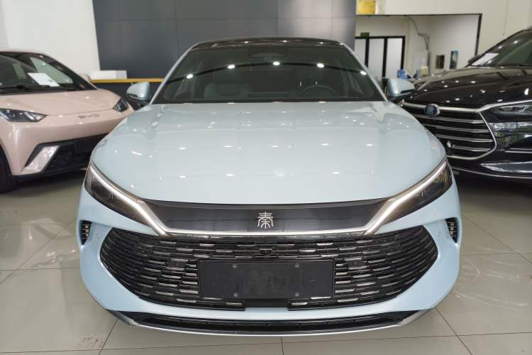 Used BYD Qin L 2025 DM-i Smart Drive 80KM Leading Model Front