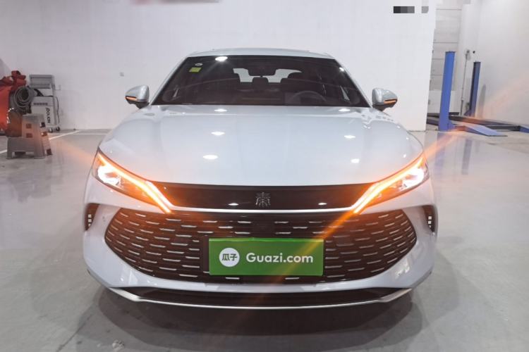 Used BYD Qin L 2025 DM-i Smart Drive 120KM Superior Model Front