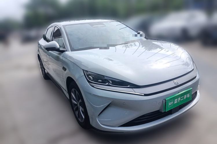 Used BYD Qin L 2025 EV 470KM Leading Edition Front Right 45 Deg