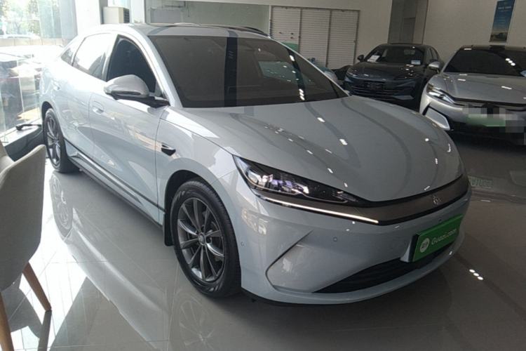 Used BYD Qin L 2025 EV 470KM Leading Edition Front Right 45 Deg