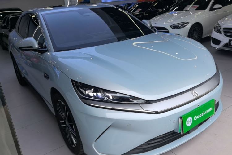 Used BYD Qin L 2025 EV 545KM Excellence Edition Front Right 45 Deg