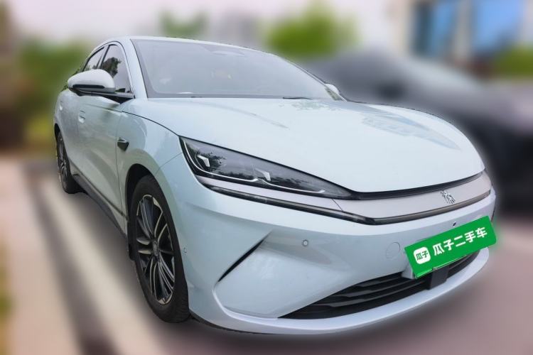 Used BYD Qin L 2025 EV 545KM Excellence Edition Front Right 45 Deg