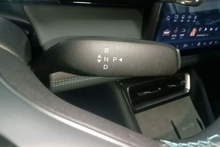 Used BYD Qin L 2025 EV 545KM Beyond Version Gear Lever