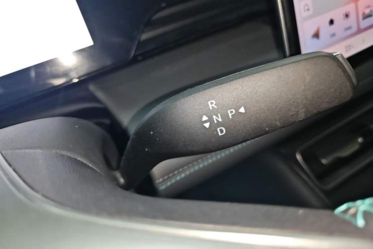 Used BYD Qin L 2025 EV 545KM Beyond Version Gear Lever