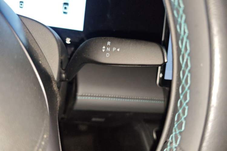 Used BYD Qin L 2025 EV 470KM Leading Edition Gear Lever