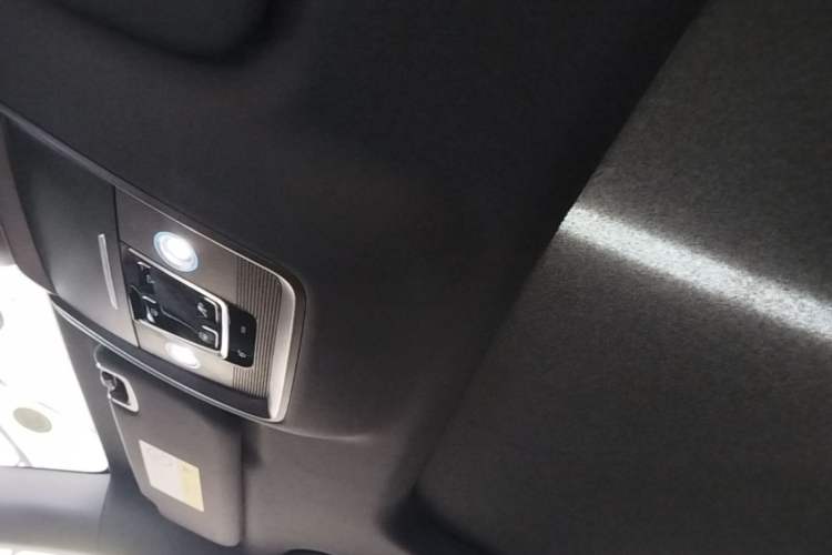 Used BYD Qin L 2025 DM-i Smart Drive 120KM Superior Model Headliner