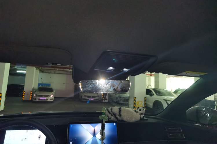 Used BYD Qin L 2025 DM-i Smart Drive 80KM Leading Model Headliner