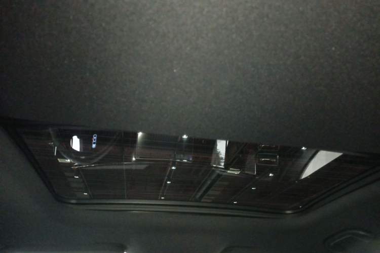 Used BYD Qin L 2025 DM-i Smart Drive 120KM Superior Model Headliner