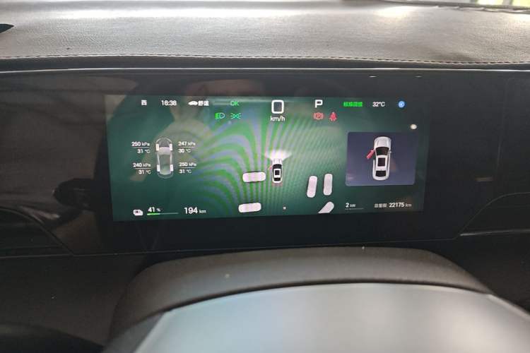 Used BYD Qin L 2025 EV 470KM Leading Edition Instrument Cluster