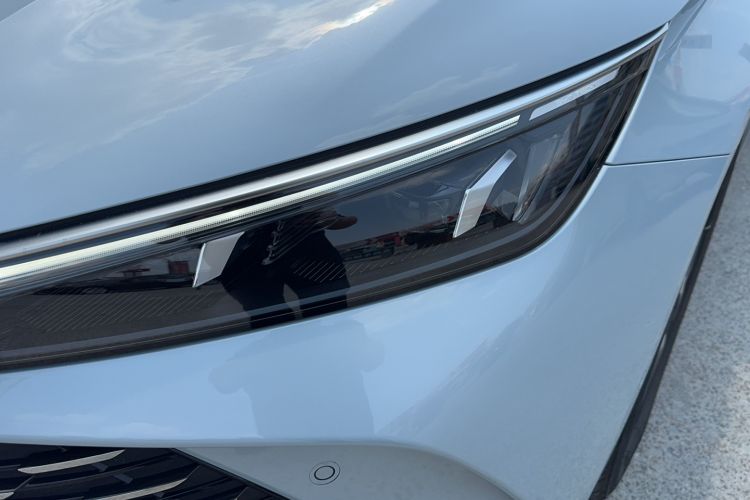 Used BYD Qin L 2025 DM-i Smart Drive 120KM Superior Model Left Front Headlight