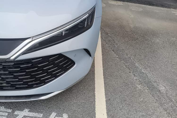 Used BYD Qin L 2025 DM-i Smart Drive 120KM Superior Model Left Front Headlight
