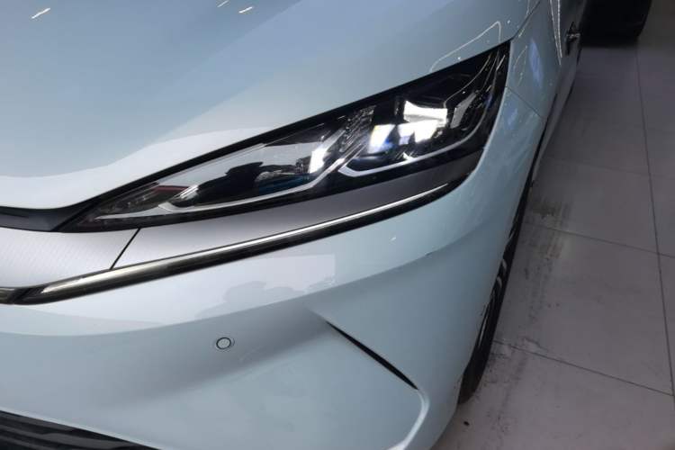 Used BYD Qin L 2025 EV 545KM Excellence Edition Left Front Headlight