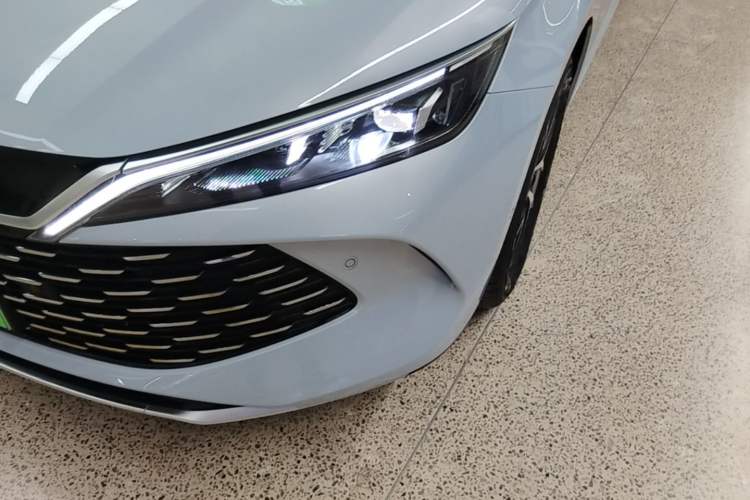 Used BYD Qin L 2025 DM-i Smart Drive 120KM Superior Model Left Front Headlight