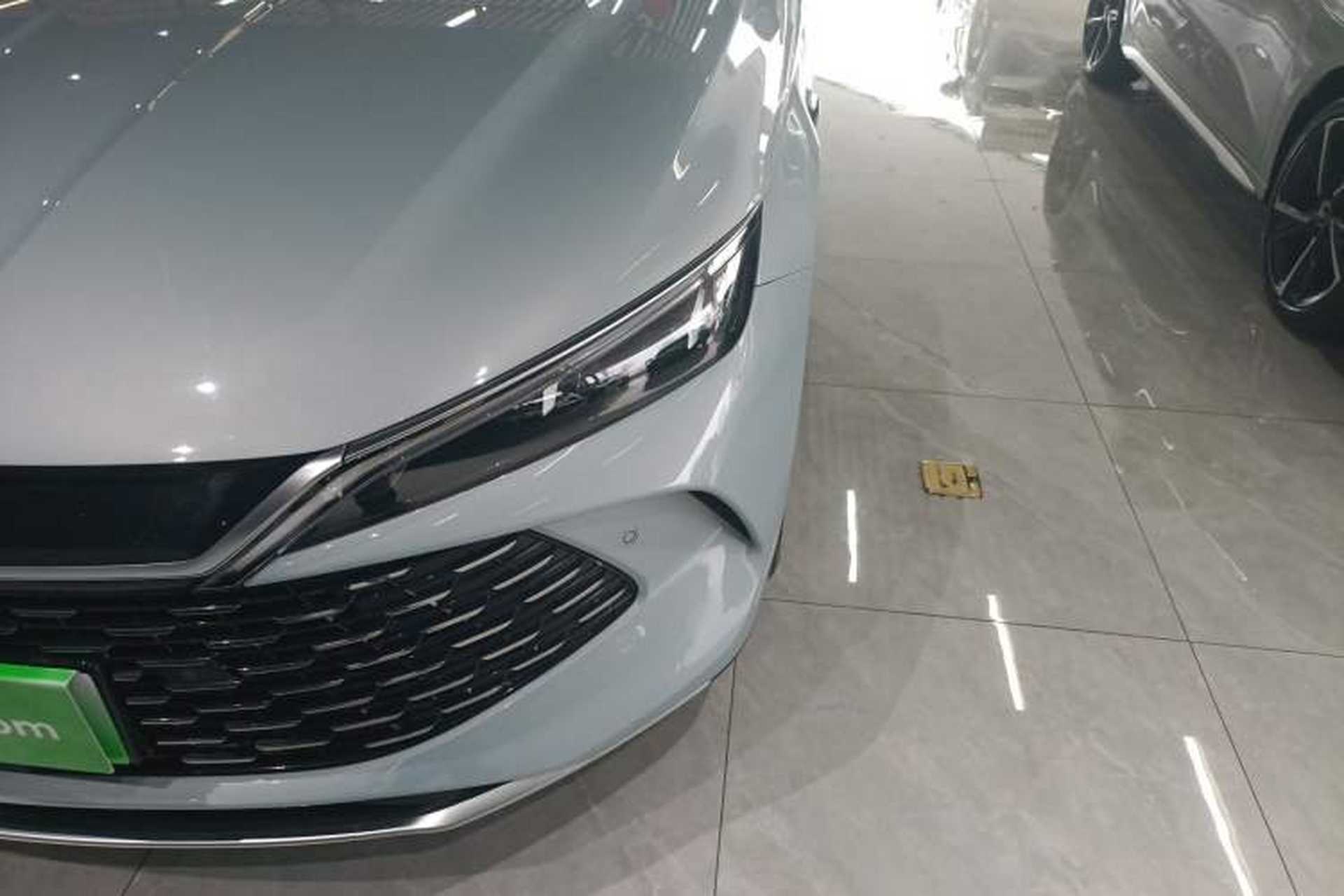 Used BYD Qin L 2025 DM-i Smart Drive 120KM Superior Model Left Front Headlight
