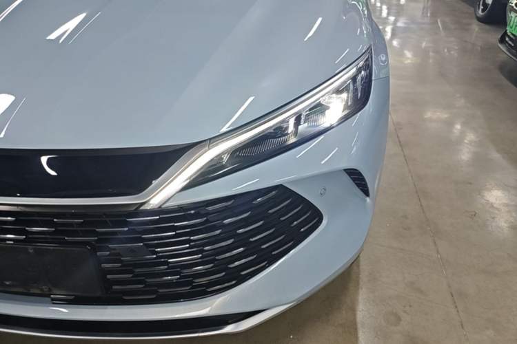 Used BYD Qin L 2025 DM-i Smart Drive 120KM Superior Model Left Front Headlight