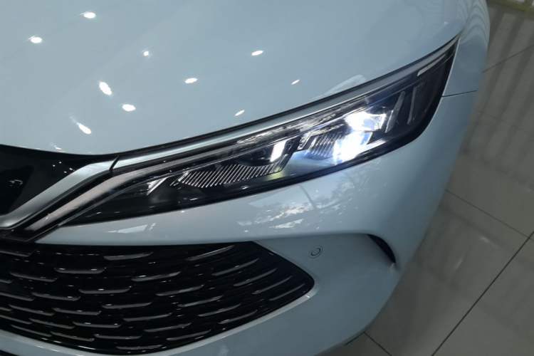 Used BYD Qin L 2025 DM-i Smart Drive 120KM Excellence Model Left Front Headlight