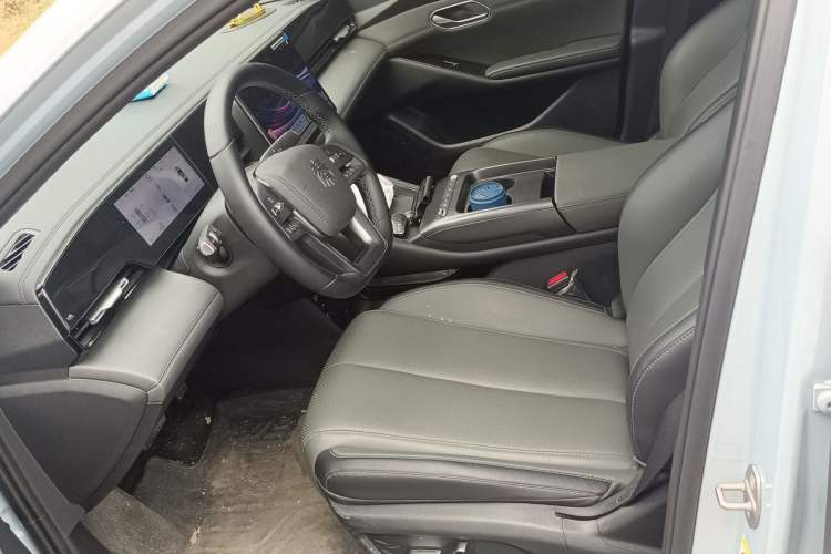 Used BYD Qin L 2025 EV 545KM Beyond Version Left Front Seat