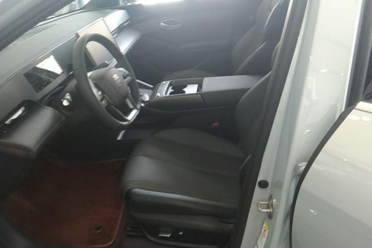 Used BYD Qin L 2025 EV 470KM Leading Edition Left Front Seat