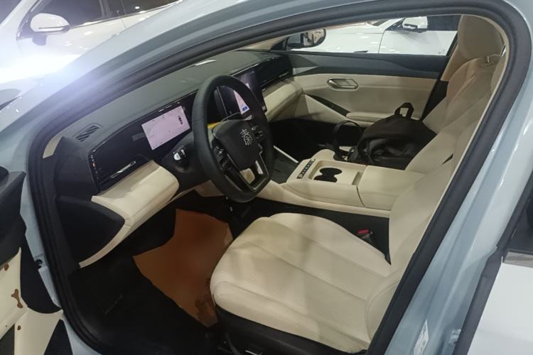 Used BYD Qin L 2025 EV 545KM Beyond Version Left Front Seat