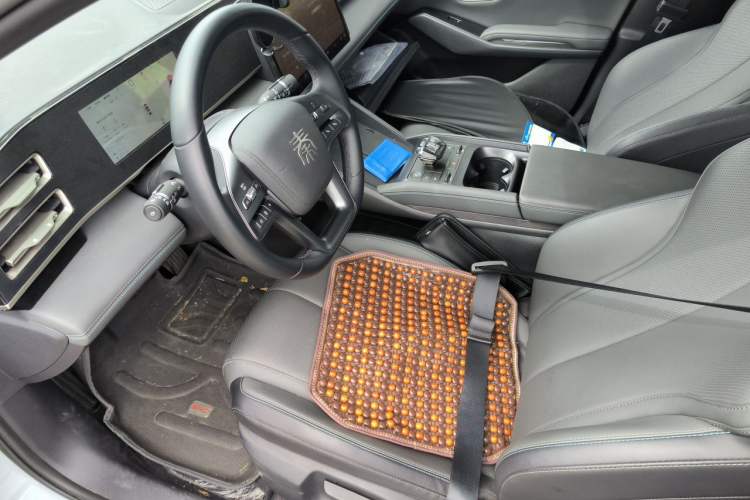 Used BYD Qin L 2025 DM-i Smart Drive 80KM Leading Model Left Front Seat