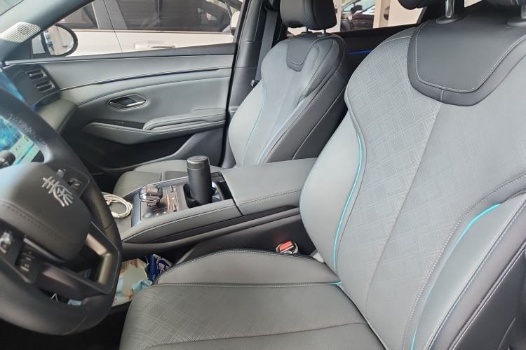 Used BYD Qin L 2025 DM-i Smart Drive 120KM Excellence Model Left Front Seat