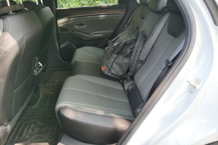 Used BYD Qin L 2025 DM-i Smart Drive 80KM Leading Model Left Rear Seat