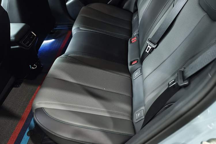 Used BYD Qin L 2025 DM-i Smart Drive 80KM Leading Model Left Rear Seat