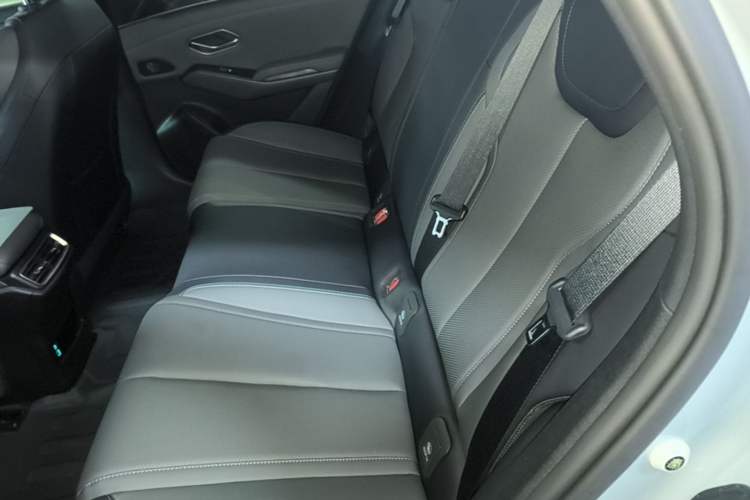 Used BYD Qin L 2025 DM-i Smart Drive 80KM Leading Model Left Rear Seat