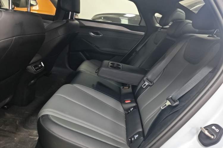 Used BYD Qin L 2025 EV 545KM Beyond Version Left Rear Seat