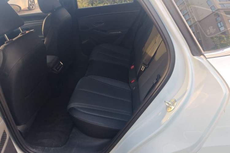 Used BYD Qin L 2025 DM-i Smart Drive 80KM Leading Model Left Rear Seat