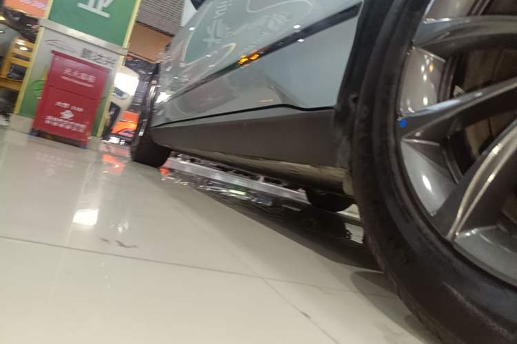 Used BYD Qin L 2025 EV 545KM Beyond Version Left Side Sill