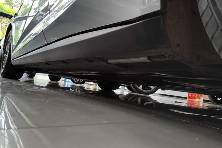 Used BYD Qin L 2025 DM-i Smart Drive 80KM Leading Model Left Side Sill